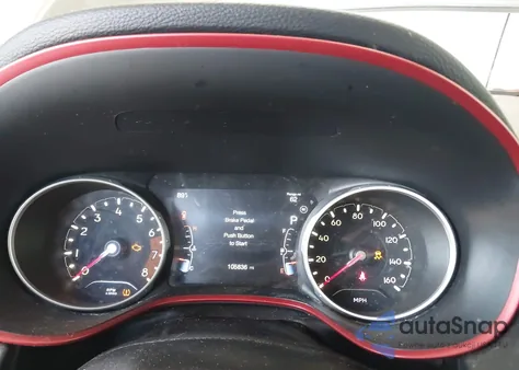 2018 Jeep Compass Trailhawk 4X4 z USA, uszkodzony, nr VIN 3C4NJDDB8JT263993